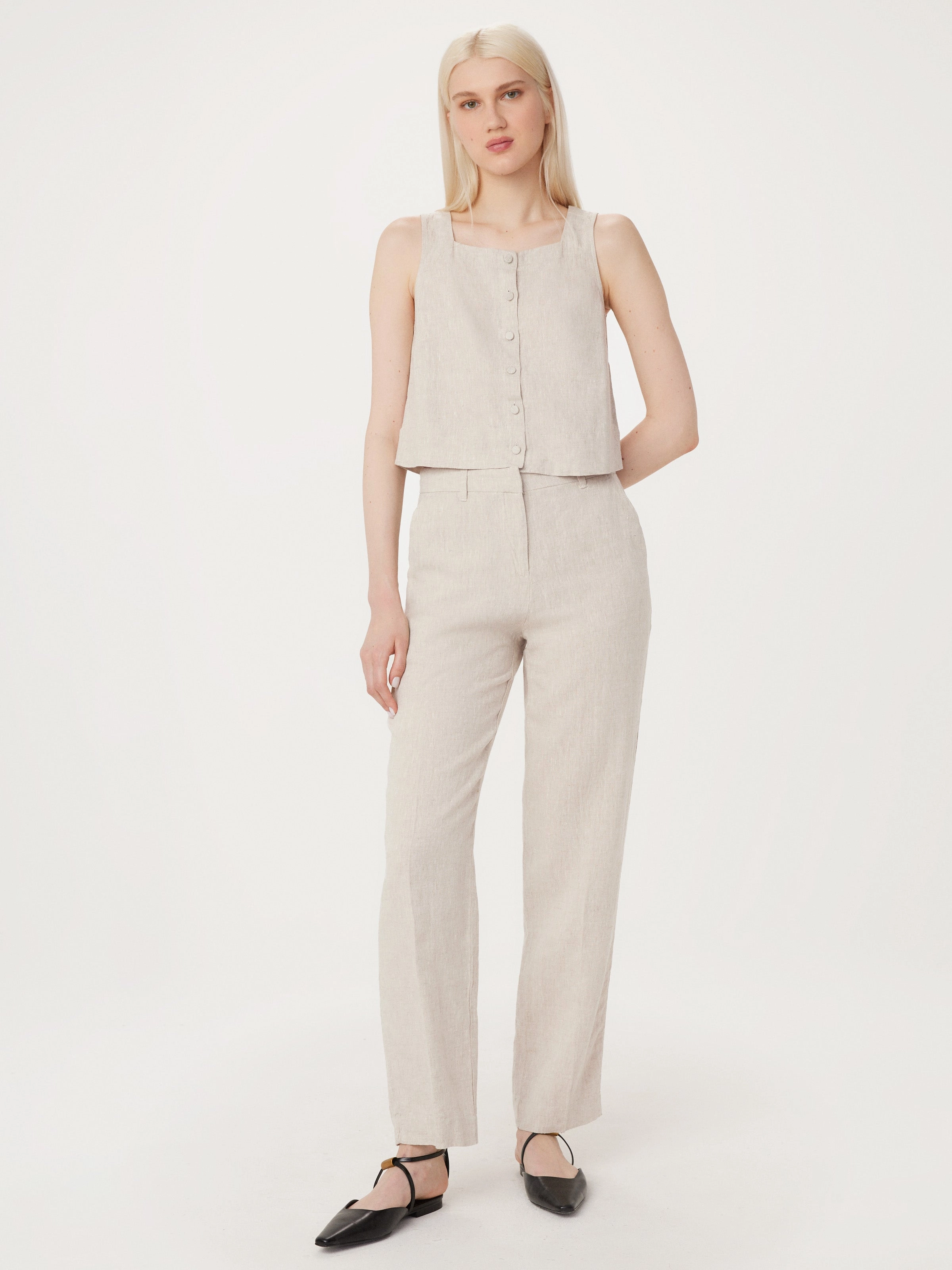 The Shell Linen Top in Light Beige