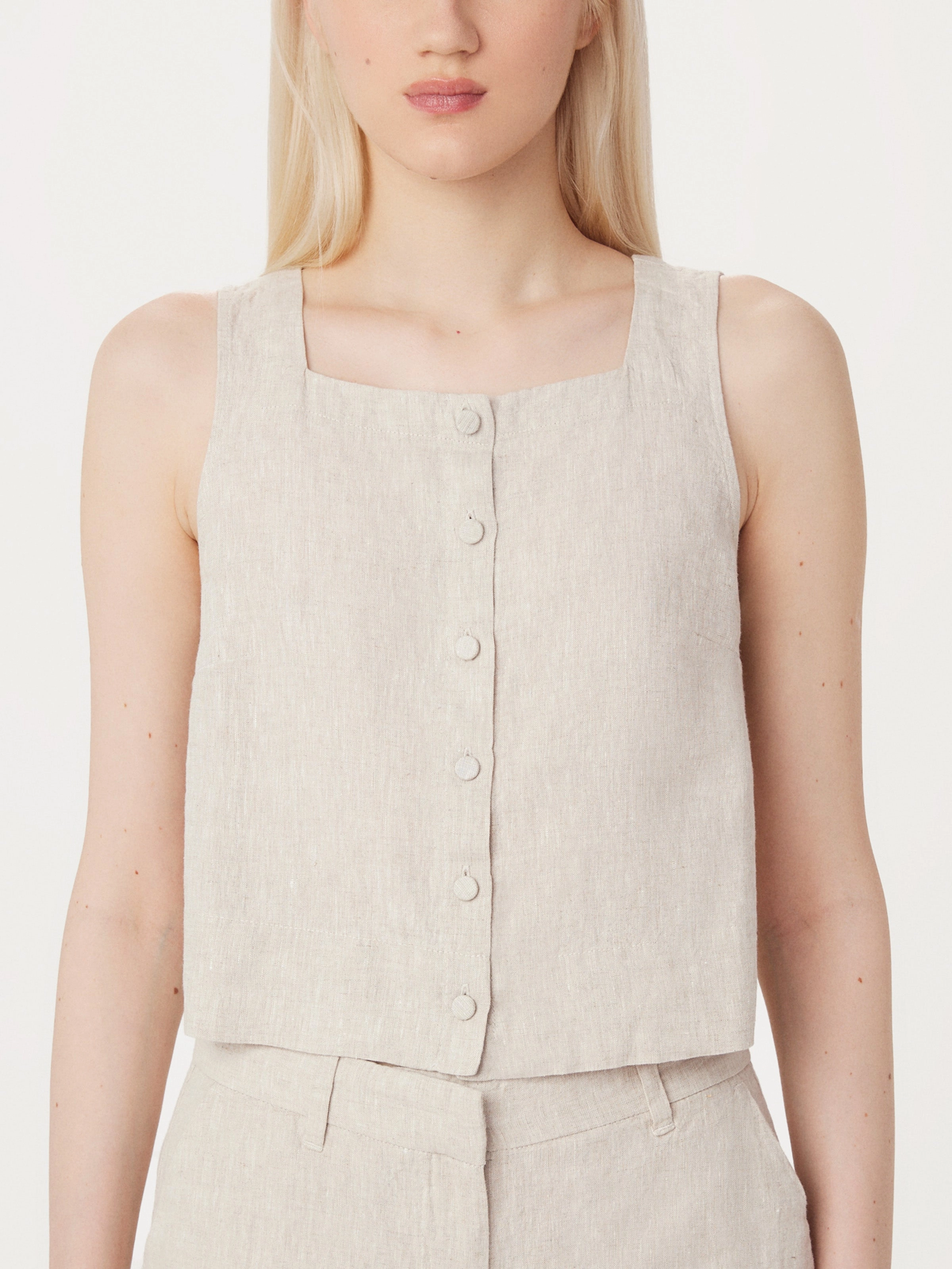 The Shell Linen Top in Light Beige