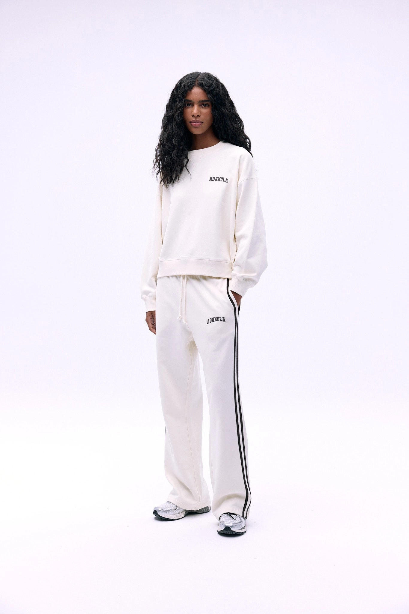 Varsity Loose Fit Sweatshirt - Marshmallow White/Coffee Bean